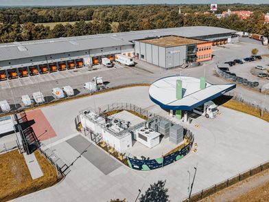Hydrogen refuelling station in Neumünster from above © Hypion GmbH