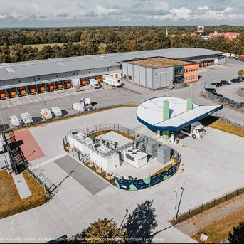 Hydrogen refuelling station in Neumünster from above © Hypion GmbH