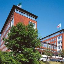 New company headquarters in Admiralitätstraße