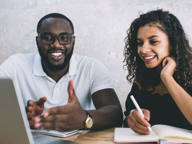 Employees volunteer as conversation trainer and mentors for young people with refugee backgrounds