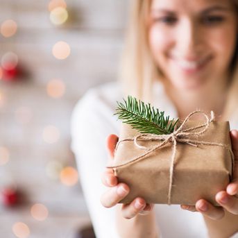 Employees and Mabanaft donate €7,200 to fulfil wishes as part of the "Social X-Mas Gift" campaign