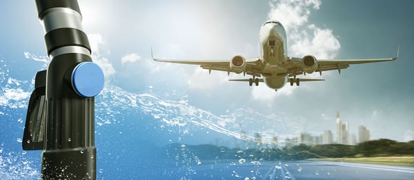 image_fuelling-liquids-airplane_AdobeStock_423658435_Standardlizenz_2022-02-25_web