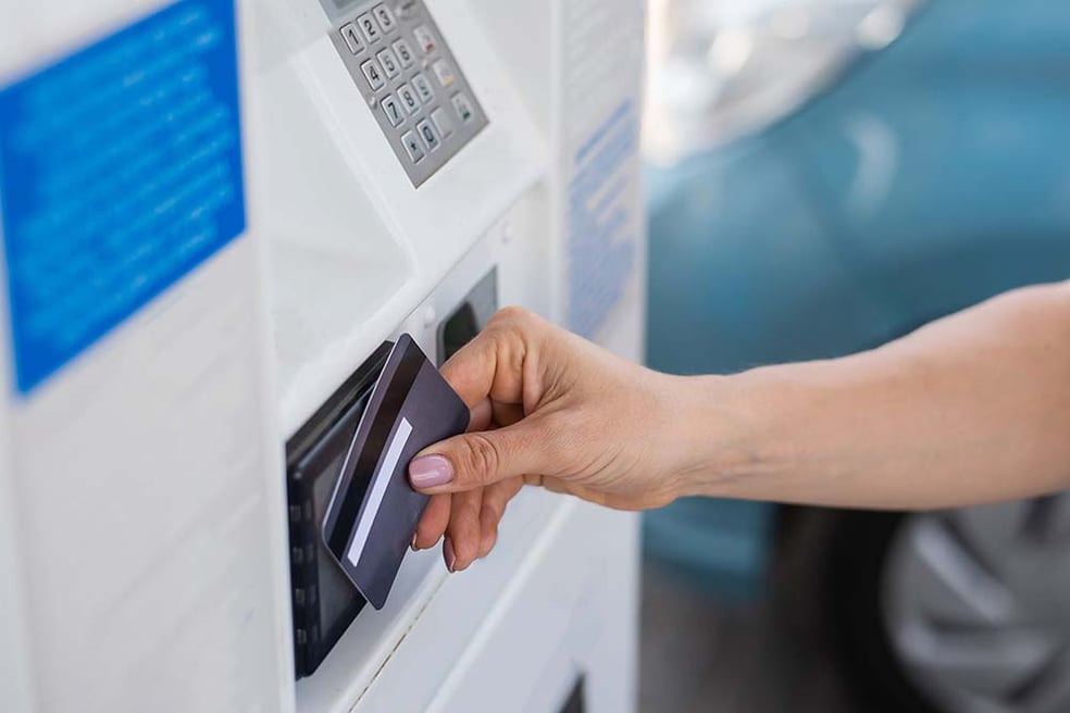 Digitale Tankkartenlösung für sichere Freigabe im Fuhrpark