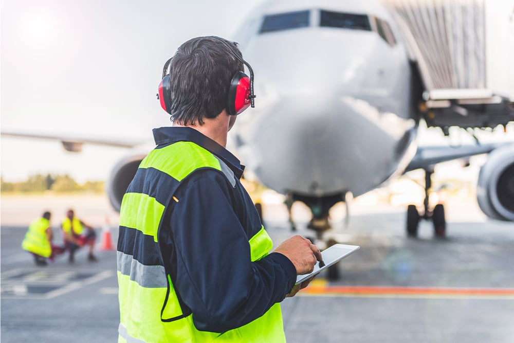 Flugzeug im Einsatz für Gesundheit, Sicherheit und operative Exzellenz