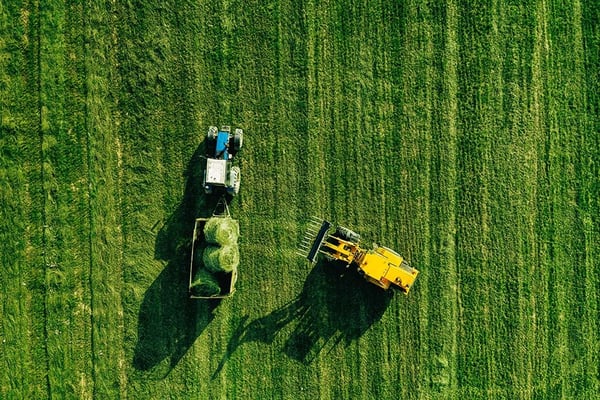 Agricultural machinery using diesel SCR technology with AdBlue support