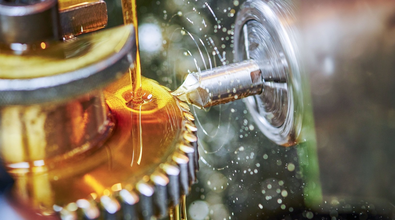 Lubricants lubricate machines and ensure a long service life