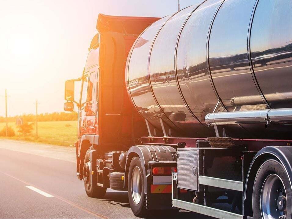 csm_image_truck-road_AdobeStock_252341055_Standardlizenz_2022-03-05_1920px_189c7a93f5-2-1-2